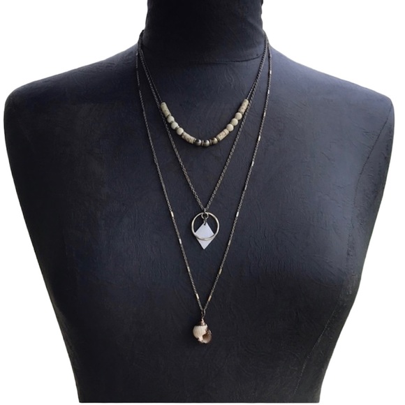 3/$15 Banana Republic Layered Three Strand Necklace - Picture 1 of 9